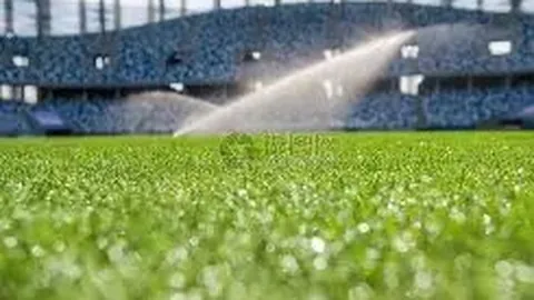 激情对决半场告捷！阿森纳2-0领先热刺，特罗萨德、埃泽闪耀破门，热刺颗粒无收，进球盛宴即将升级！